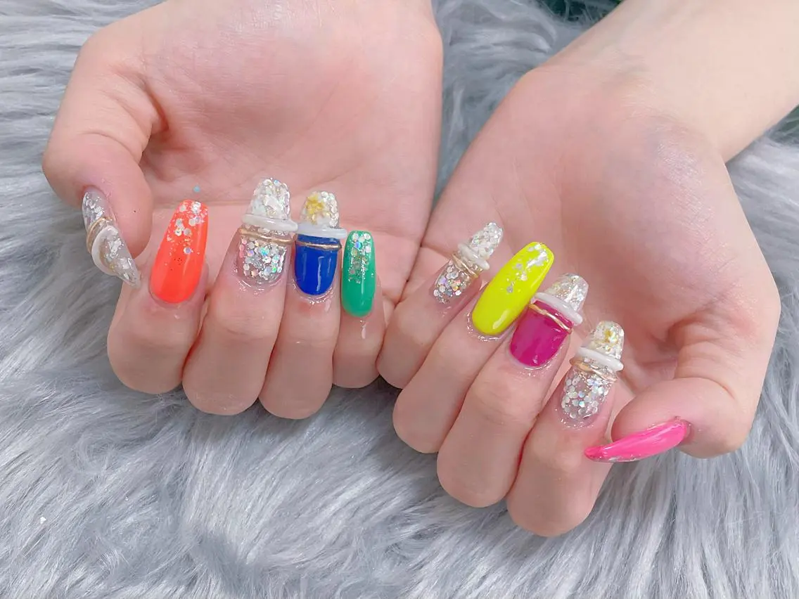 ネイル アニマル柄 アートネイル フラワーネイル ミラーネイル ニュアンスネイル Nina's nailのネイルデザイン