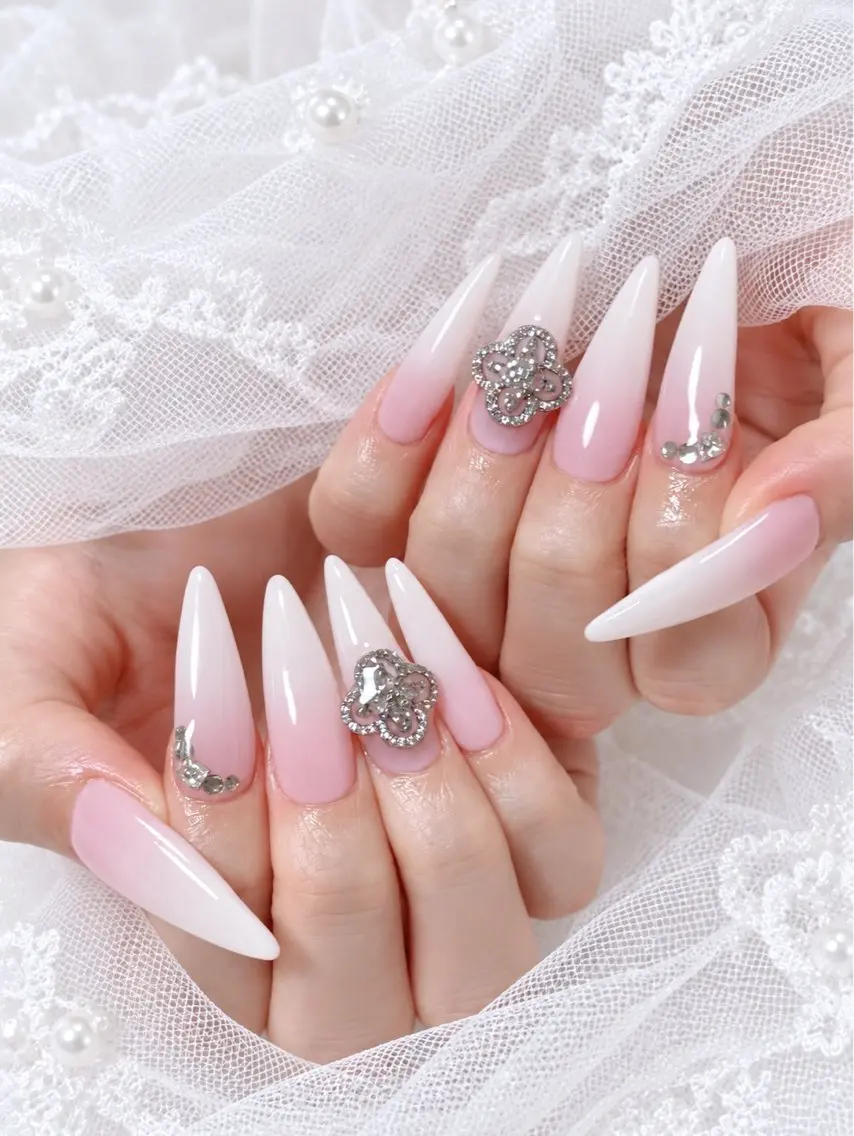 ネイル 韓国ネイル マグネットネイル 持ち込み ハンドネイル RINA Nailのネイルデザイン