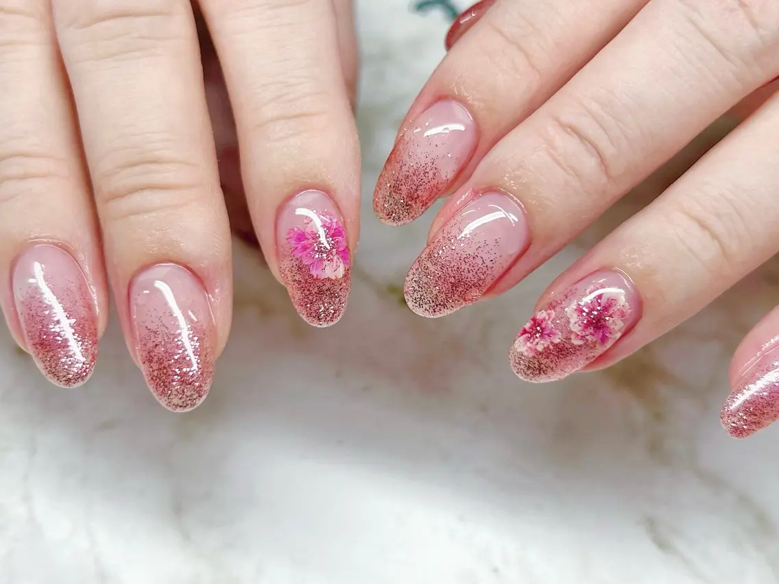 ネイル ラメ(グリッター) ラメグラデーション ワンカラーネイル ハンドネイル NailSalon MAHINAのネイルデザイン