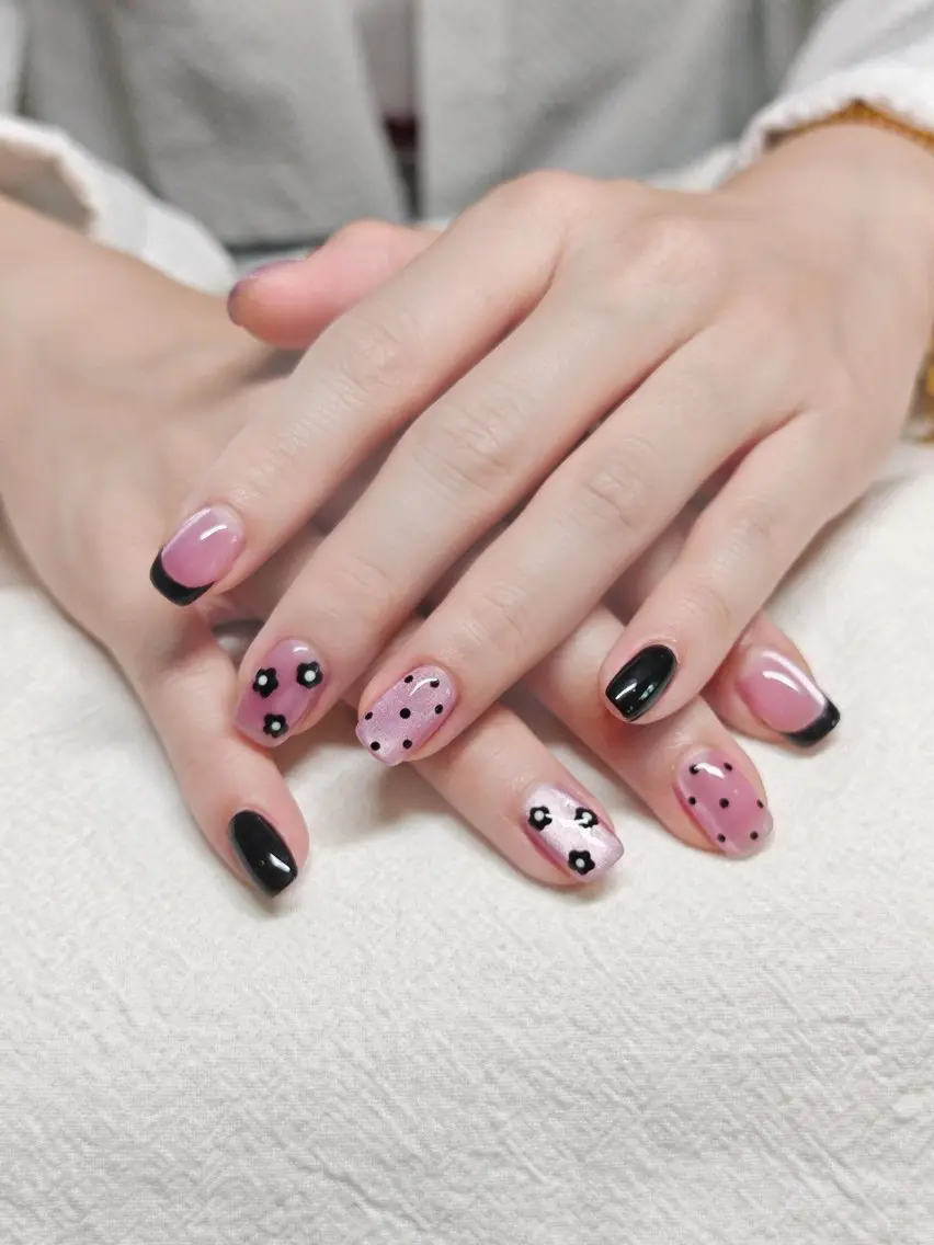 ネイル FuFu.Nail 2️⃣番のネイルデザイン