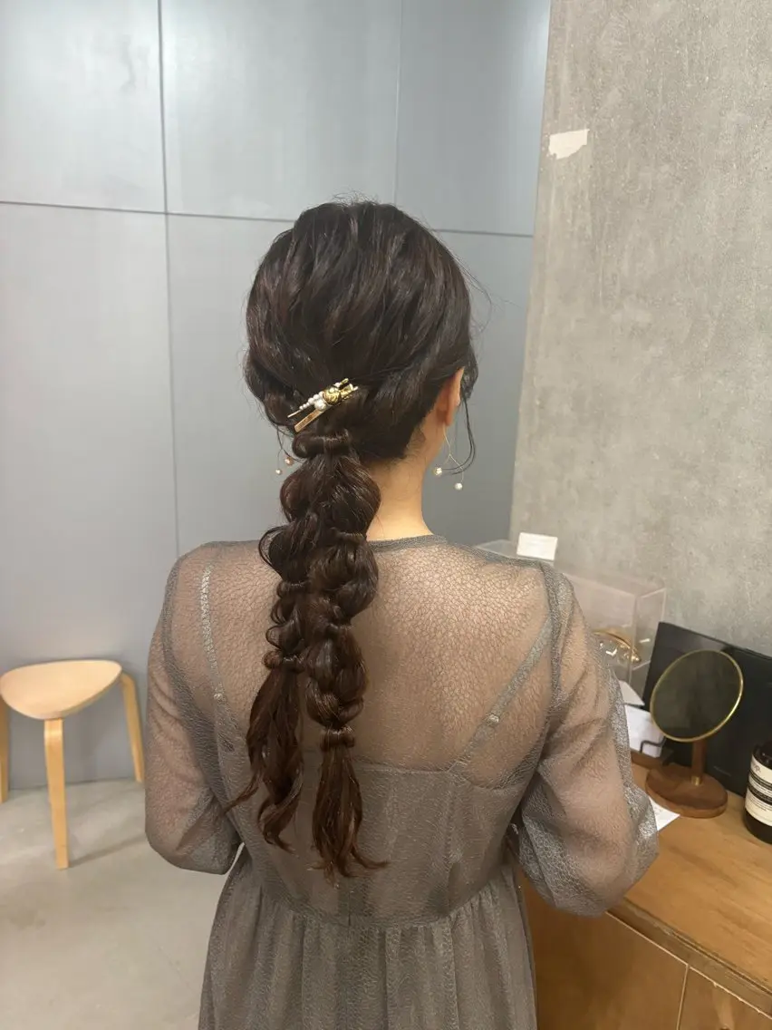 ヘアアレンジ ヘアセット Le'a  谷町🌱 ツボタホノカのヘアスタイル