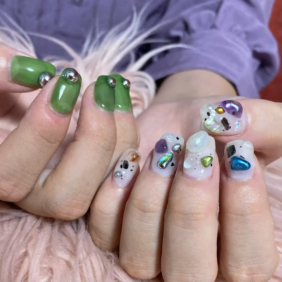 ネイル ストーンネイル Candy timeのネイルデザイン