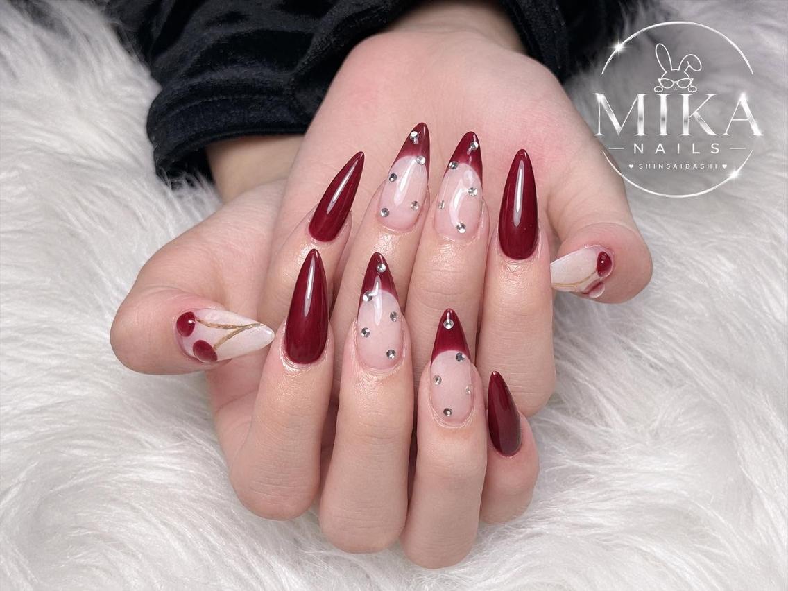 ネイル アートネイル チークネイル ドット フットネイル フレンチネイル ハンドネイル Mika Nailsのネイルデザイン