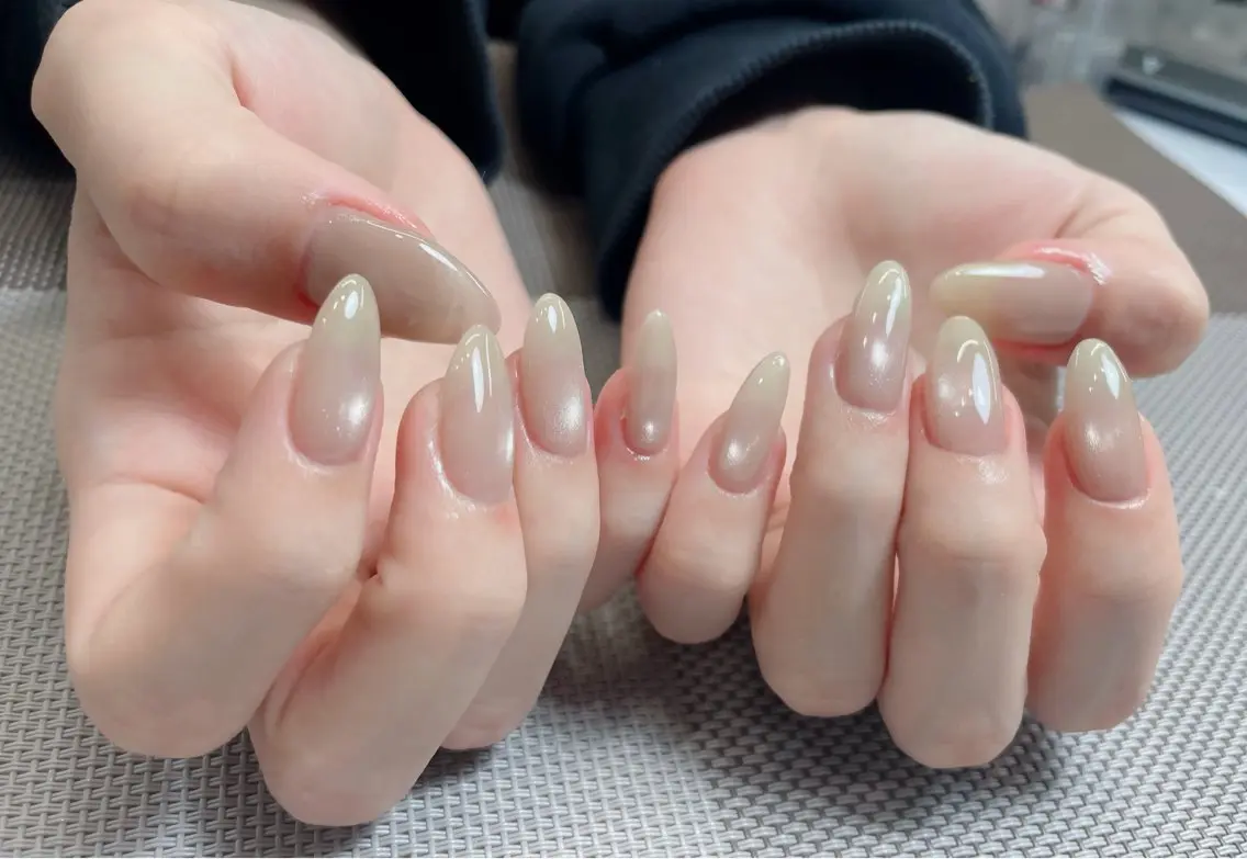 ネイル チークネイル 長さ出し フレンチネイル グラデーション キラキラネイル 中野駅から2分 MEO NAILのネイルデザイン