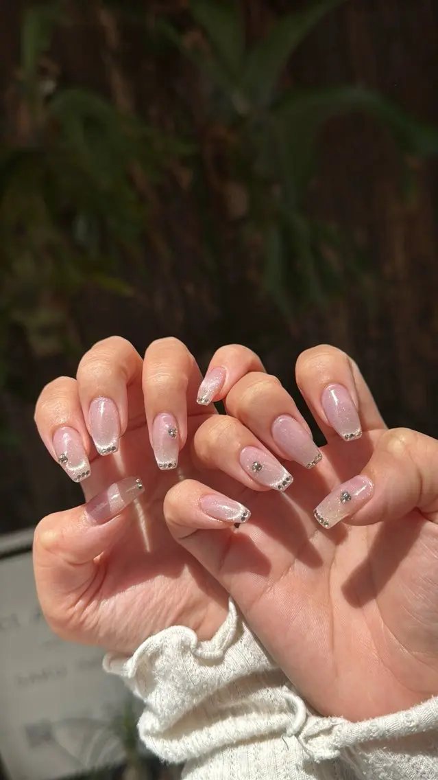 ネイル フラッシュネイル フラッシュマグ フットネイル フレンチネイル 韓国ネイル ハンドネイル SAKU nail 作島茜のネイルデザイン