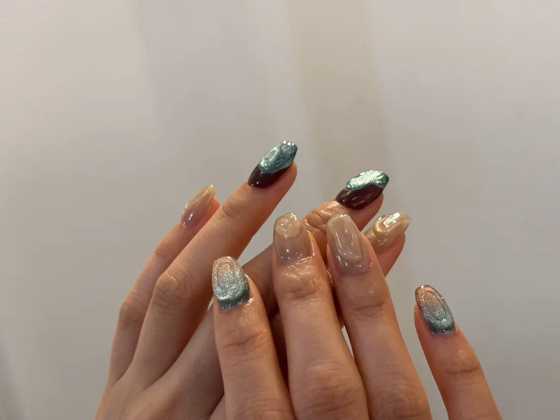 ネイル ニュアンスネイル ぷっくりネイル モチヅキ ナナのネイルデザイン