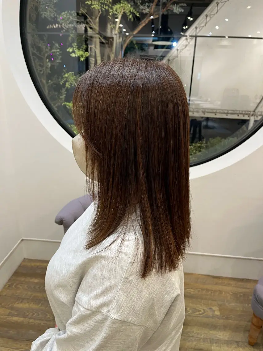 セミロング 顔周りカット レイヤーカット MAHAE 東芝のヘアスタイル