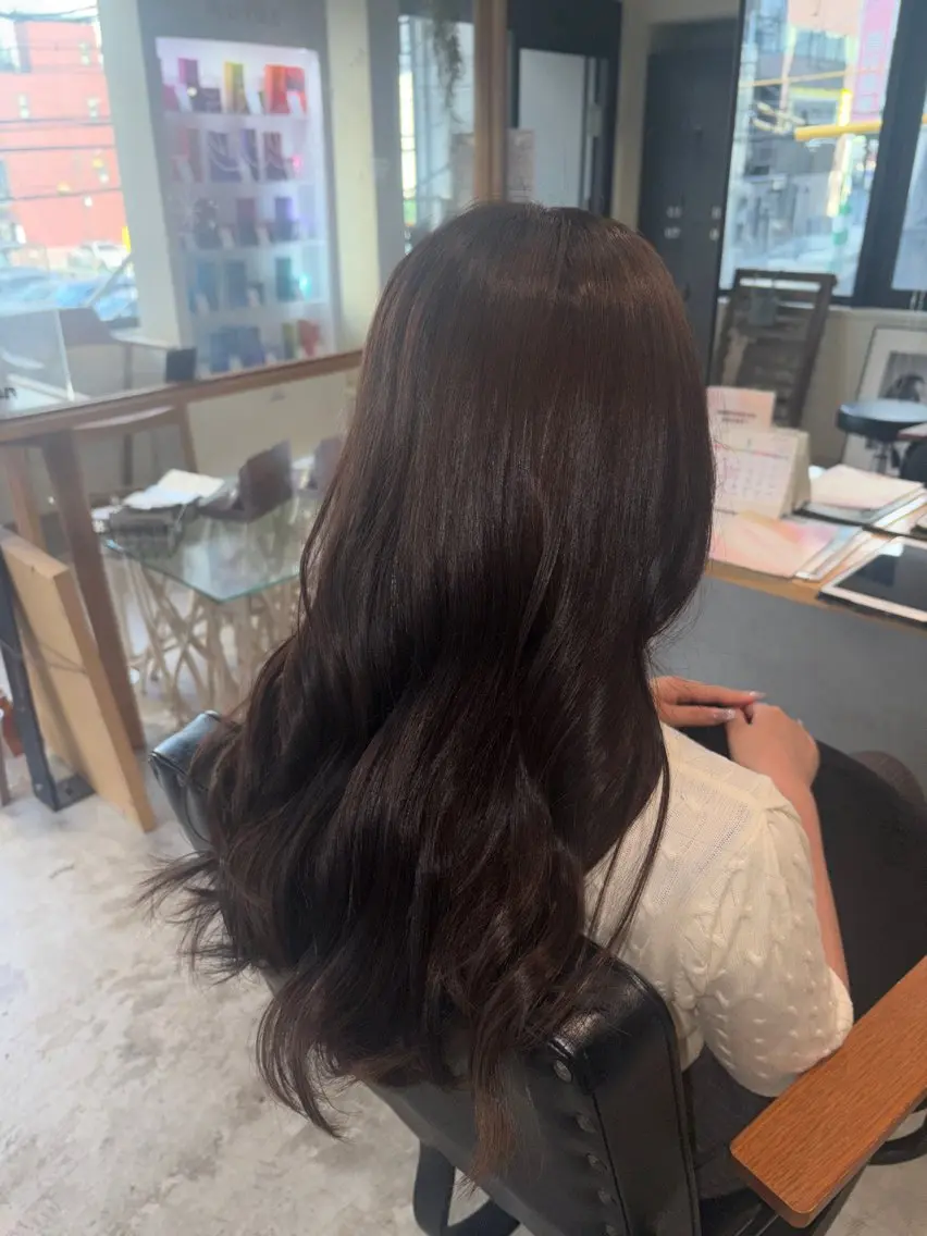 ロング ヘアカラー KASUMI/noi 金山/カラーモデルのヘアスタイル