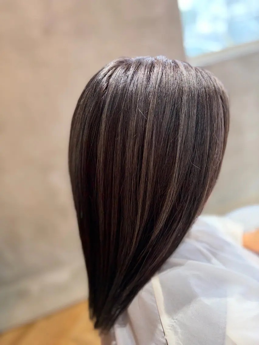 セミロング ヘアカラー 高良 日奈子のヘアスタイル
