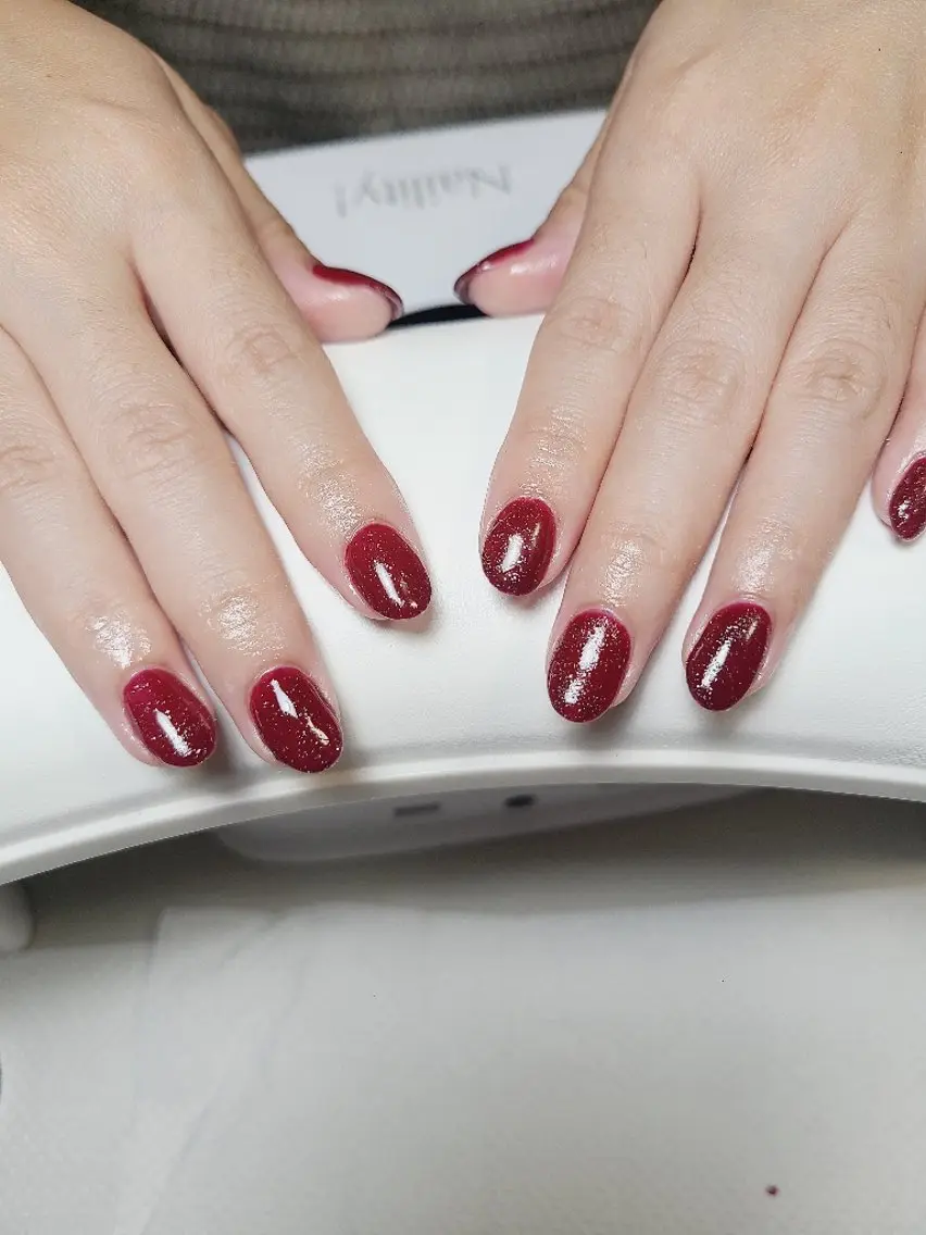 ネイル ボルドー ジェルネイル キラキラネイル ラメ(グリッター) シンプルネイル Nailroom3  古屋のネイルデザイン