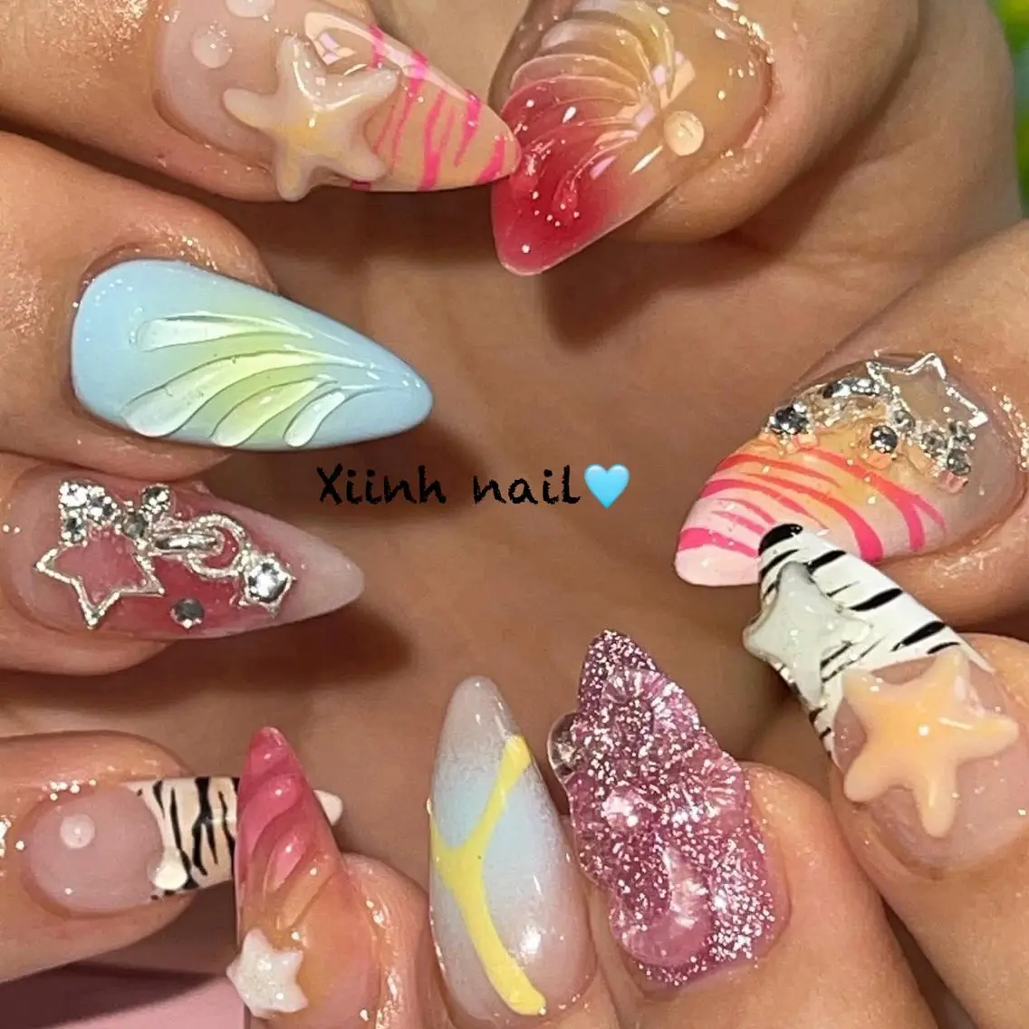 ネイル チークネイル 桜ネイル フットネイル ジェルネイル ハロウィン XIINH NAIL SALONのネイルデザイン