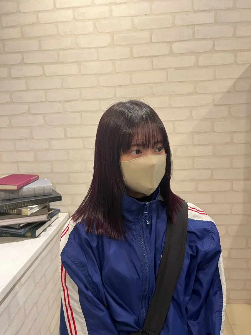 ミディアム カラー カシス ピンクカラー レッドカラー ヘアカラー 阿部 うららのマツエク・マツパデザイン
