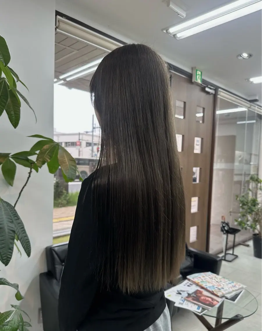 ロング ヘアカラー トリートメント 透明感カラー/暖色 木村 実来のヘアスタイル