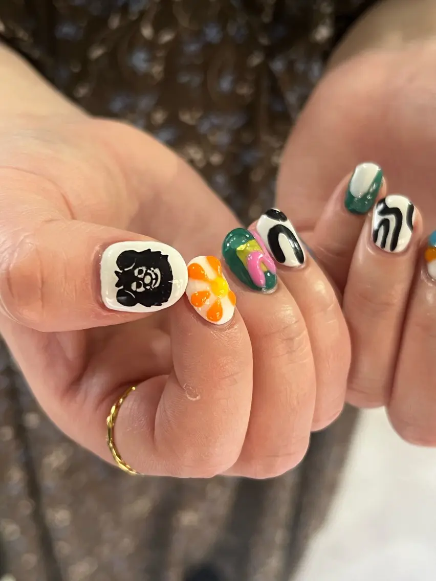 ネイル ハンドネイル Hata nail 🎀個性派ニュアンスのネイルデザイン