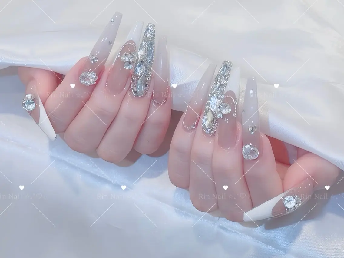 ネイル べっ甲ネイル ブルー 長さ出し フレンチネイル ジェルネイル ハンドネイル Rin Nail 新大久保店のネイルデザイン