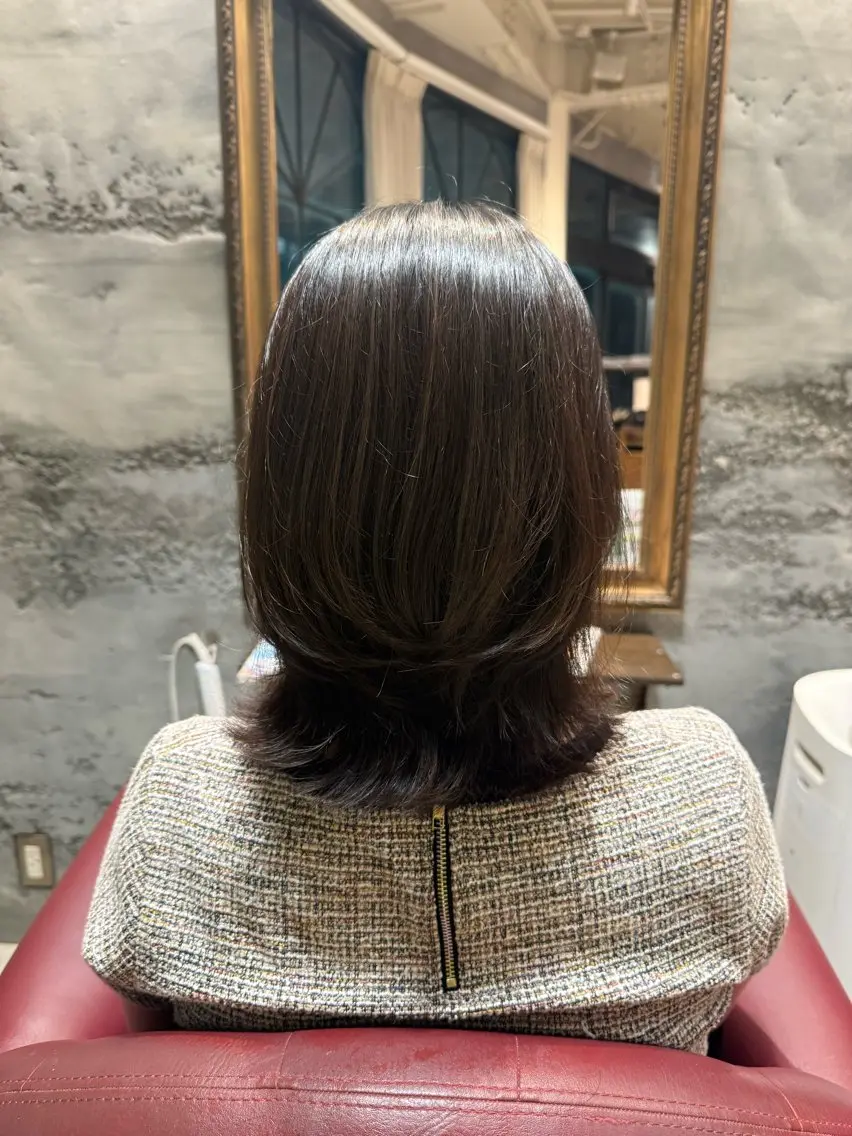 ミディアム カット ヘアカラー 高橋 葵のヘアスタイル