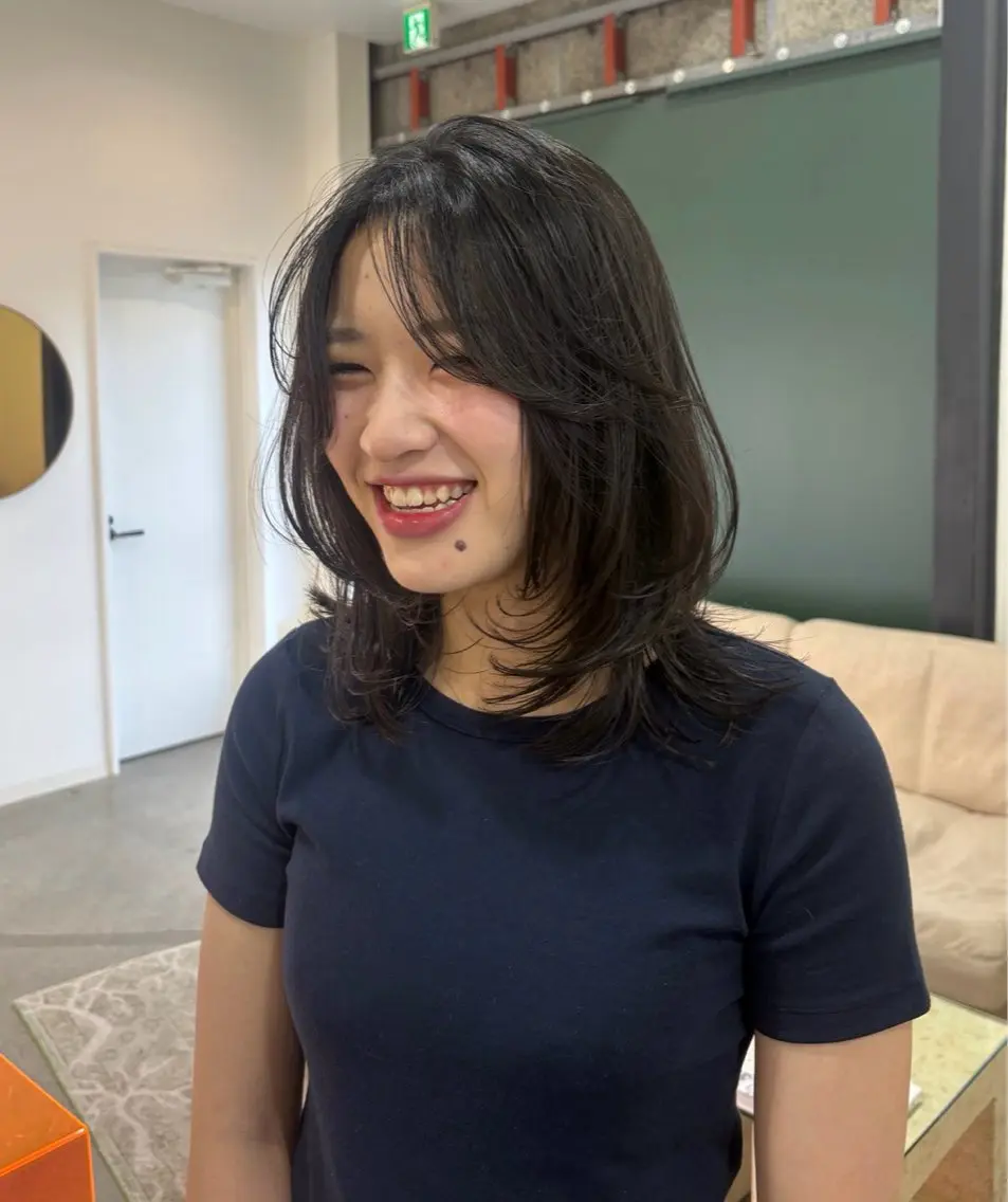 ミディアム レイヤーカット EDAME /心奈のヘアスタイル