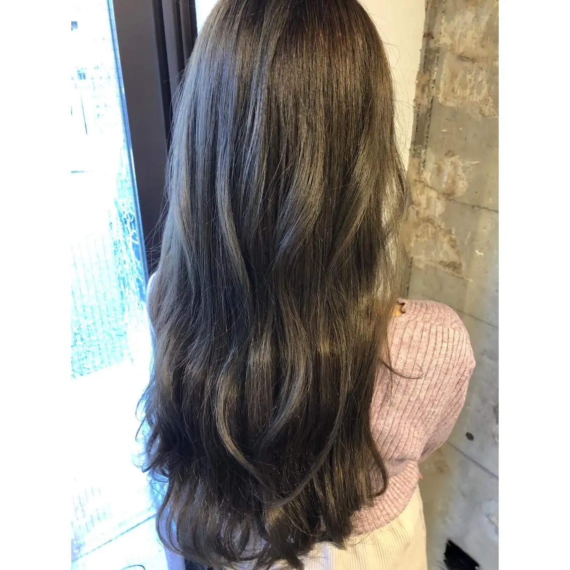 ロング カラー アッシュ アッシュグレー アッシュグレージュ グレージュ パーソナルカラー診断 できます 木曽 主博のヘアスタイル