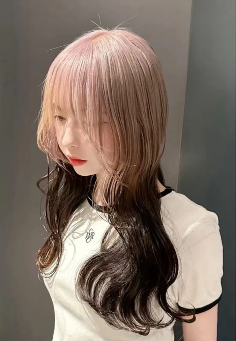 🎀エンドカラー💓『ブリーチ💫+ワンカラー💓＋高保湿トリートメント💎✨』(🥣前頭ブリーチ✨)の写真