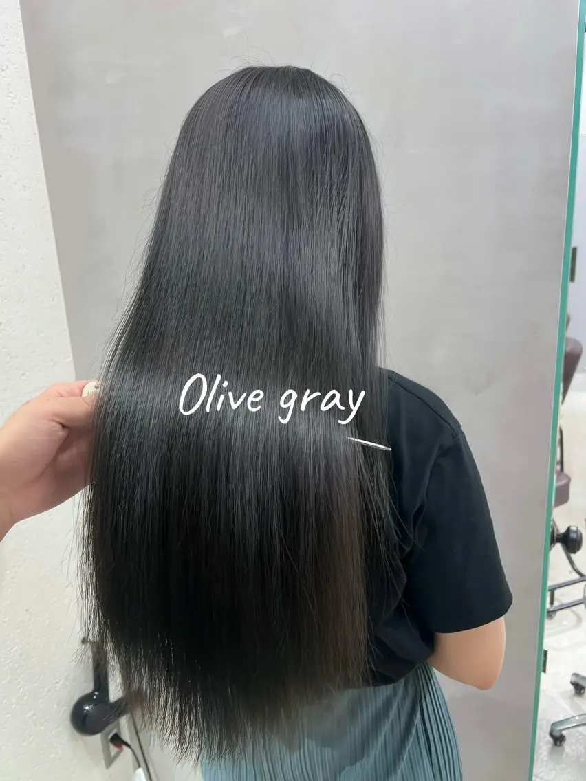 セミロング カラー ヘアアレンジ グレージュ オリーブグレージュ オリーブグレー ヘアカラー トリートメント 大宮/山口 竣也のヘアスタイル