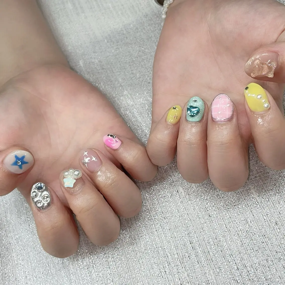 ネイル チークネイル ミラーネイル 持ち込み ニュアンスネイル 林 ✨syousyouのネイルデザイン