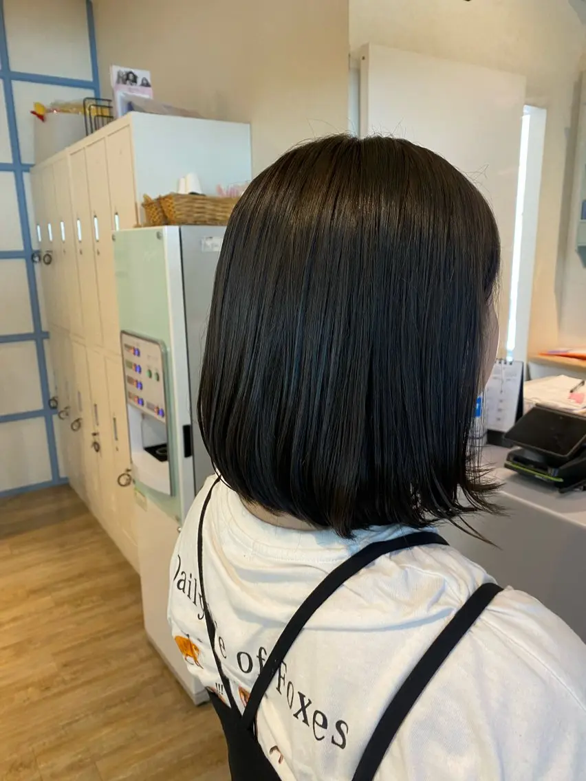 ミディアム カラー ブリーチ ブラウンカラー ダブルカラー イルミナカラー オリーブカラー カット ヘアカラー トリートメント N°+aero 😊れいか😊のヘアスタイル