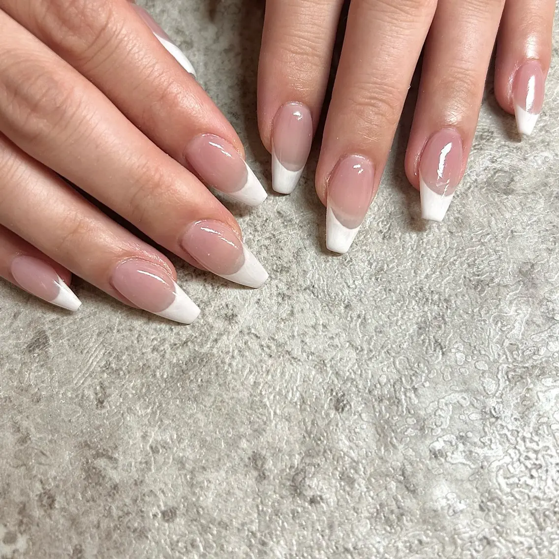 オフケア込💅🏻長さ出し10本+フレンチorカラーグラデーション🍀の写真