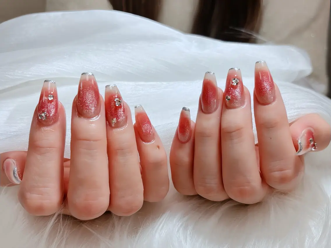 ネイル 長さ出し フットネイル ジェルネイル 韓国ネイル マグネットネイル ハンドネイル YMT NailStudioのネイルデザイン