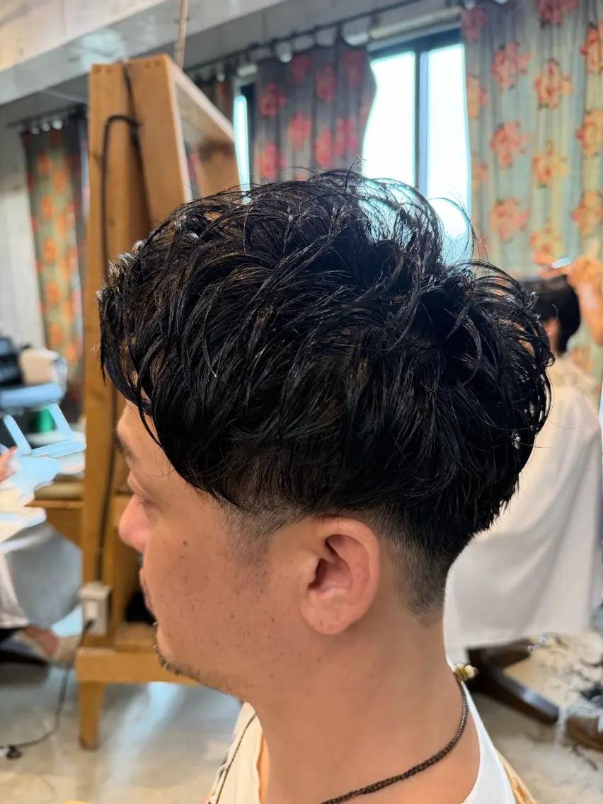 ショート パーマ ヘアアレンジ メンズ メンズパーマ 刈り上げ ショートヘア カット パーマ 🍀Ryosuke 🍀のヘアスタイル