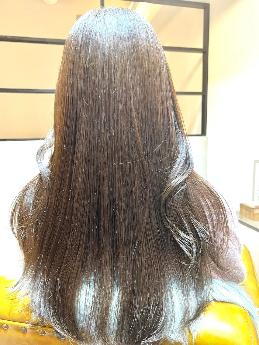 ロング 小山 ヨシタカのヘアスタイル