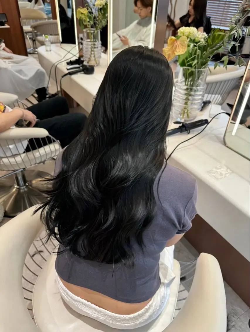 ロング カラー 艶髪レイヤー AZUSAのヘアスタイル