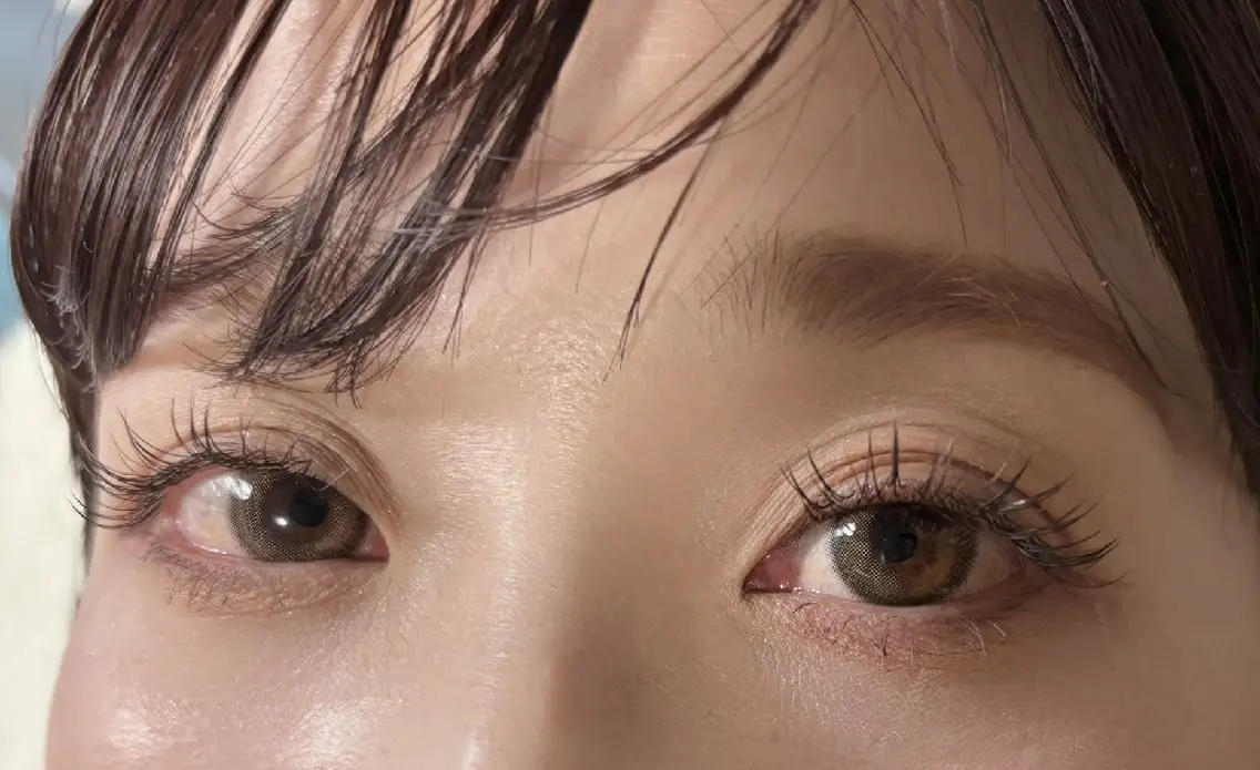 Flat lash color 付け放題の写真
