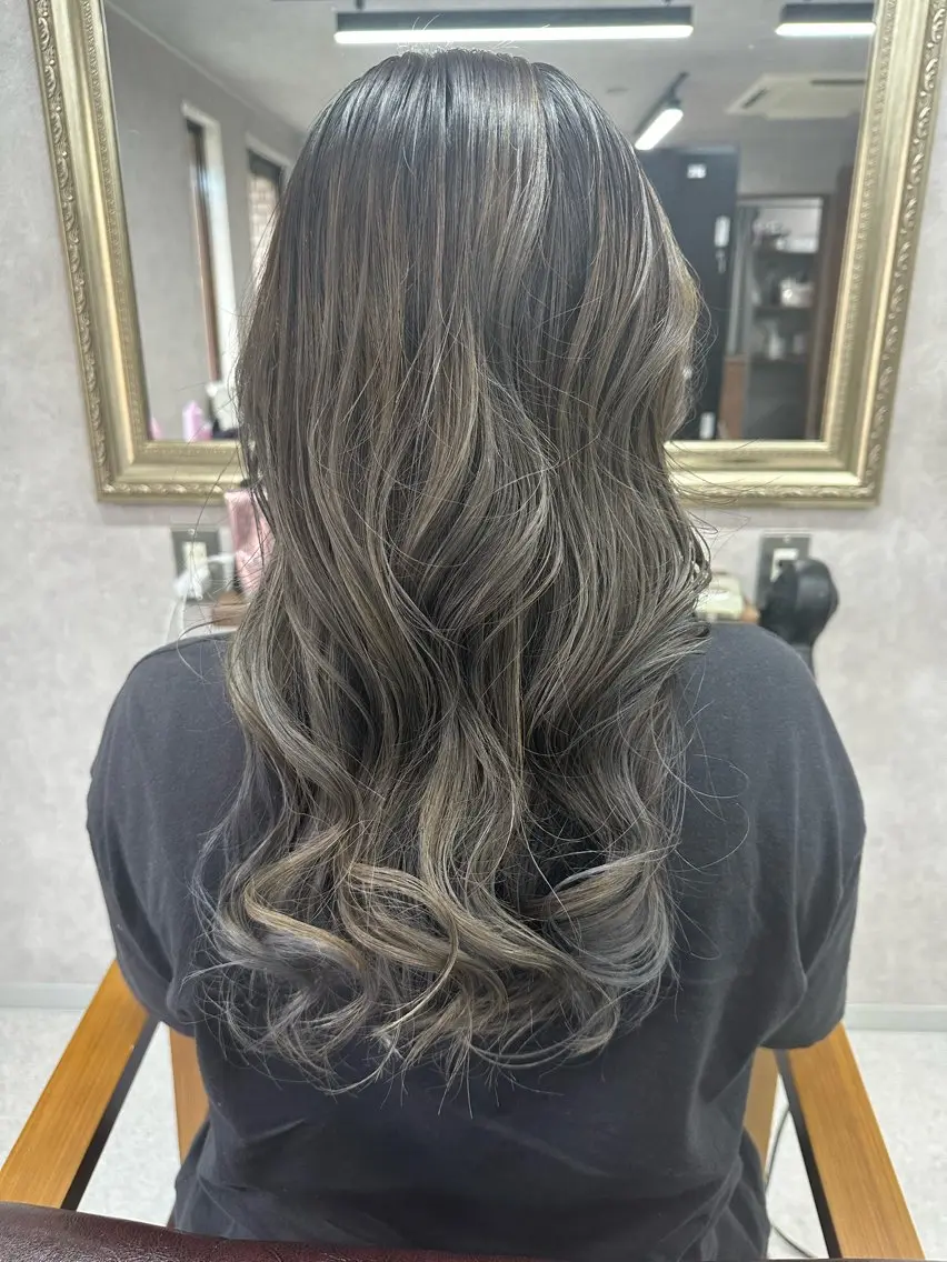 ロング カット ヘアカラー トリートメント Lien 深井店のヘアスタイル