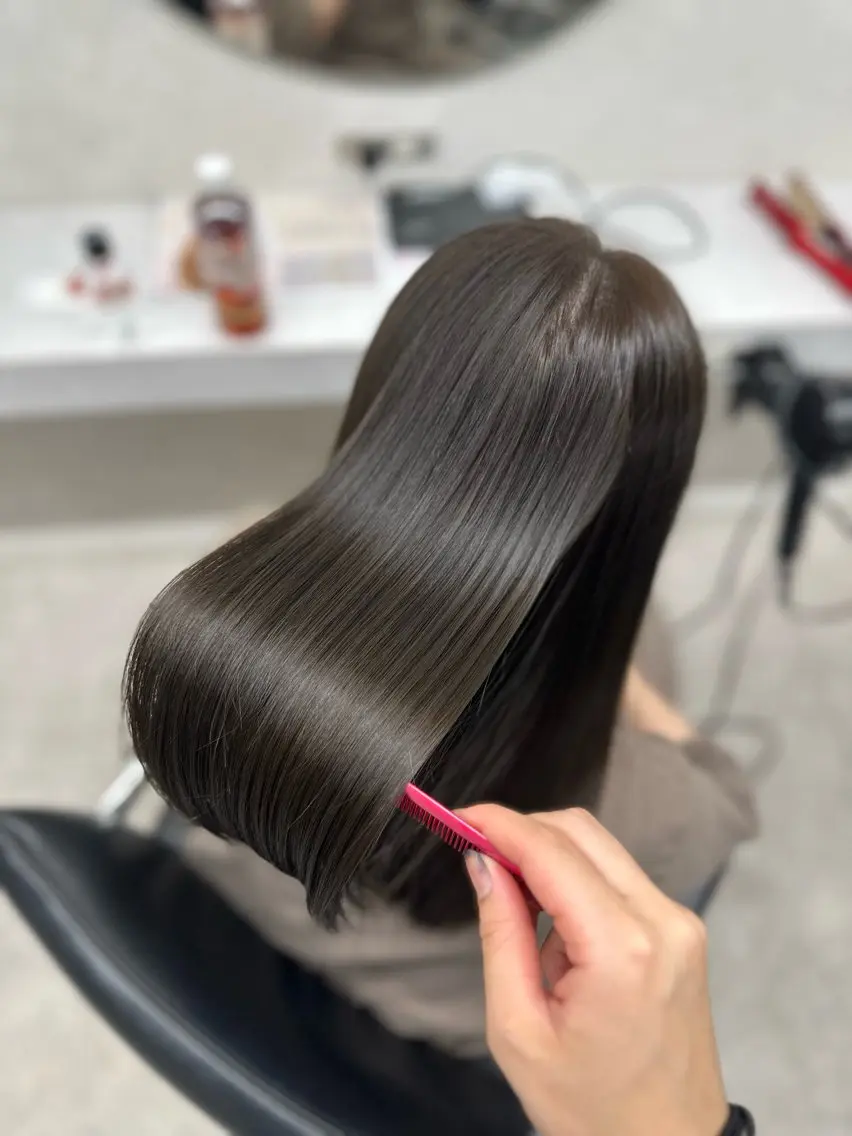 セミロング カラー MAIKA💞透明感 カラーモデル募集中のヘアスタイル