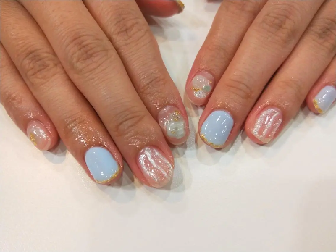 ネイル ハンドネイル ハンドケア はばすみれ🎀ﾈｲﾙ 光ﾌｪｲｼｬﾙ ﾍｱのネイルデザイン