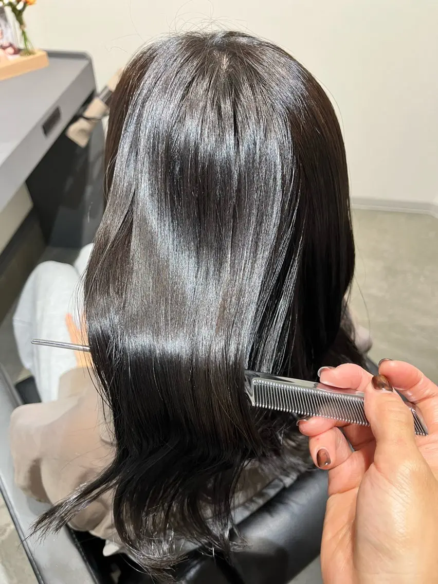 セミロング カラー カット ヘアカラー 堀越 エリのヘアスタイル
