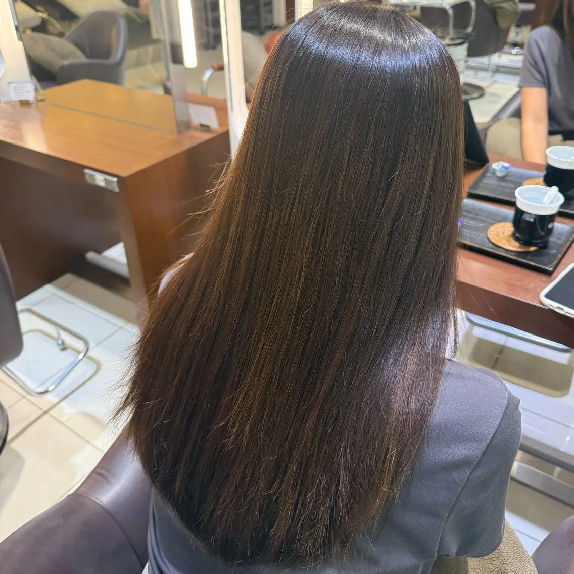 ロング パーマ 縮毛矯正 ストレートパーマ 縮毛矯正 三橋 彩花のヘアスタイル