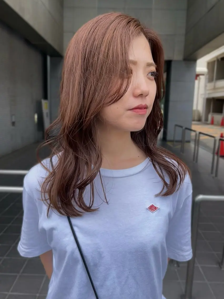 ミディアム ヘアカラー YUI🍊 ボブ/レイヤーカットのヘアスタイル