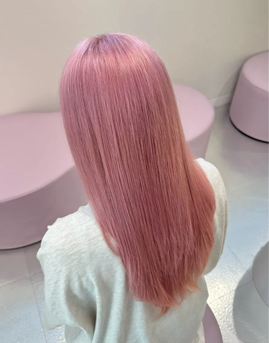 カラー ピンクカラー ヘアカラー ozaki renaのヘアスタイル