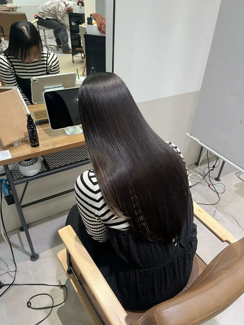 ロング 艶髪🎀大阪/ jueru🌟のヘアスタイル