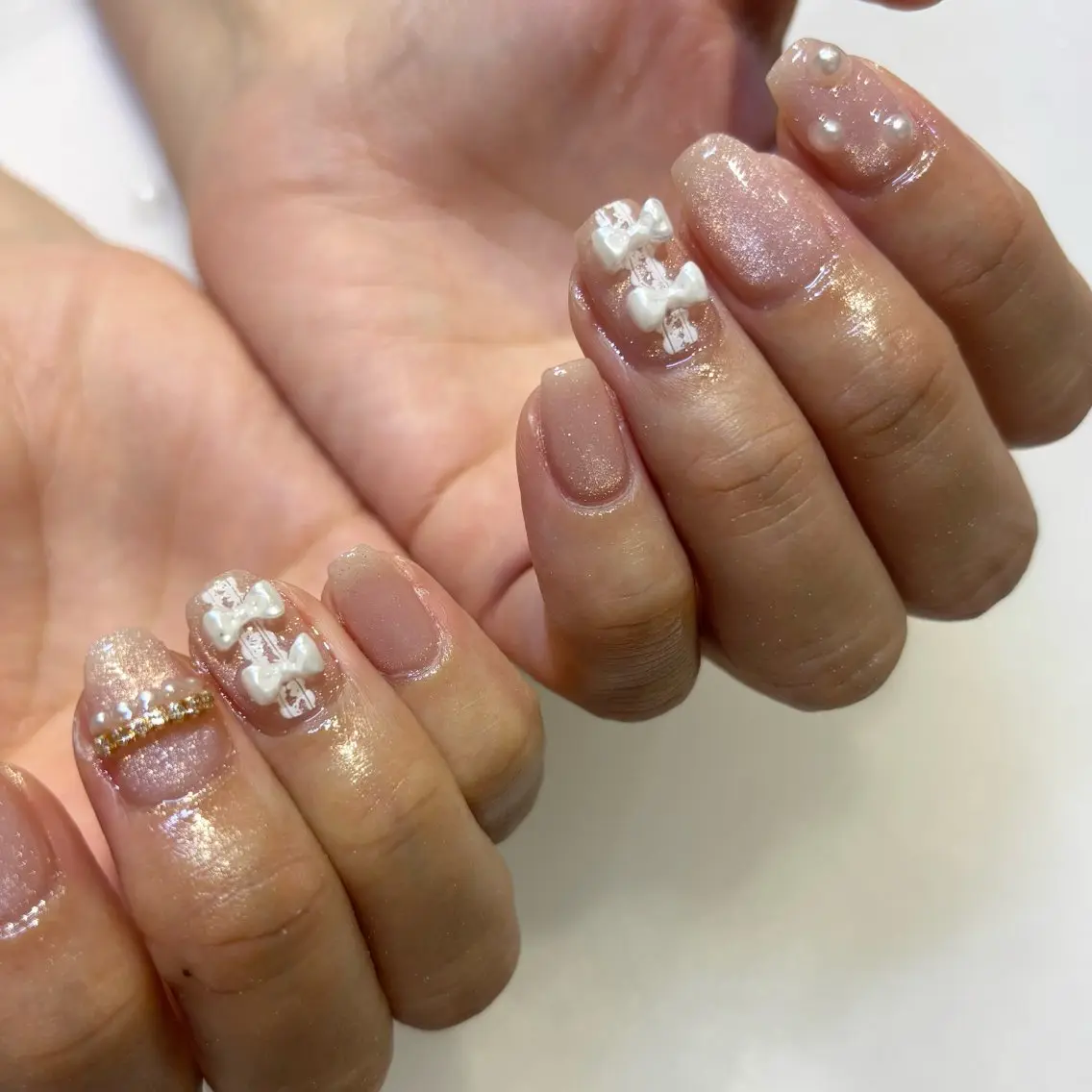 ネイル アートネイル レース マグネットネイル リボン シンプルネイル AKANE 🧴のネイルデザイン
