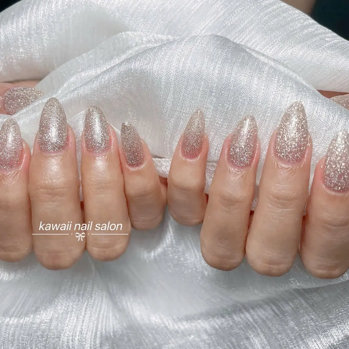 ネイル ドット フレンチネイル 韓国ネイル マグネットネイル オフィスネイル Kawaii Nail Salonのネイルデザイン