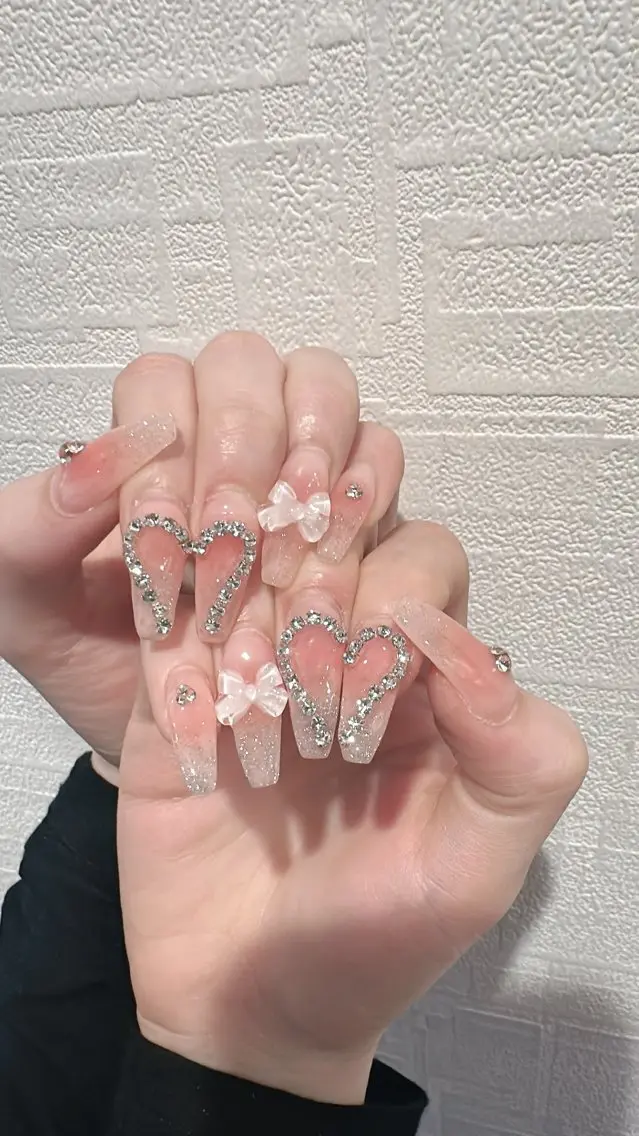 🎀韓国大人気チ-クネイル初回オフ込み+2個パーツ(トレーニングメニュー、10日以内直し無料)の写真
