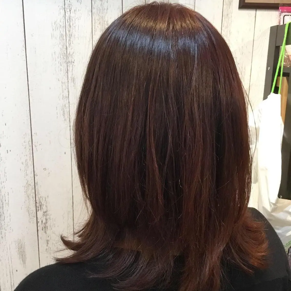 ミディアム カラー embrace エンブレイスのヘアスタイル
