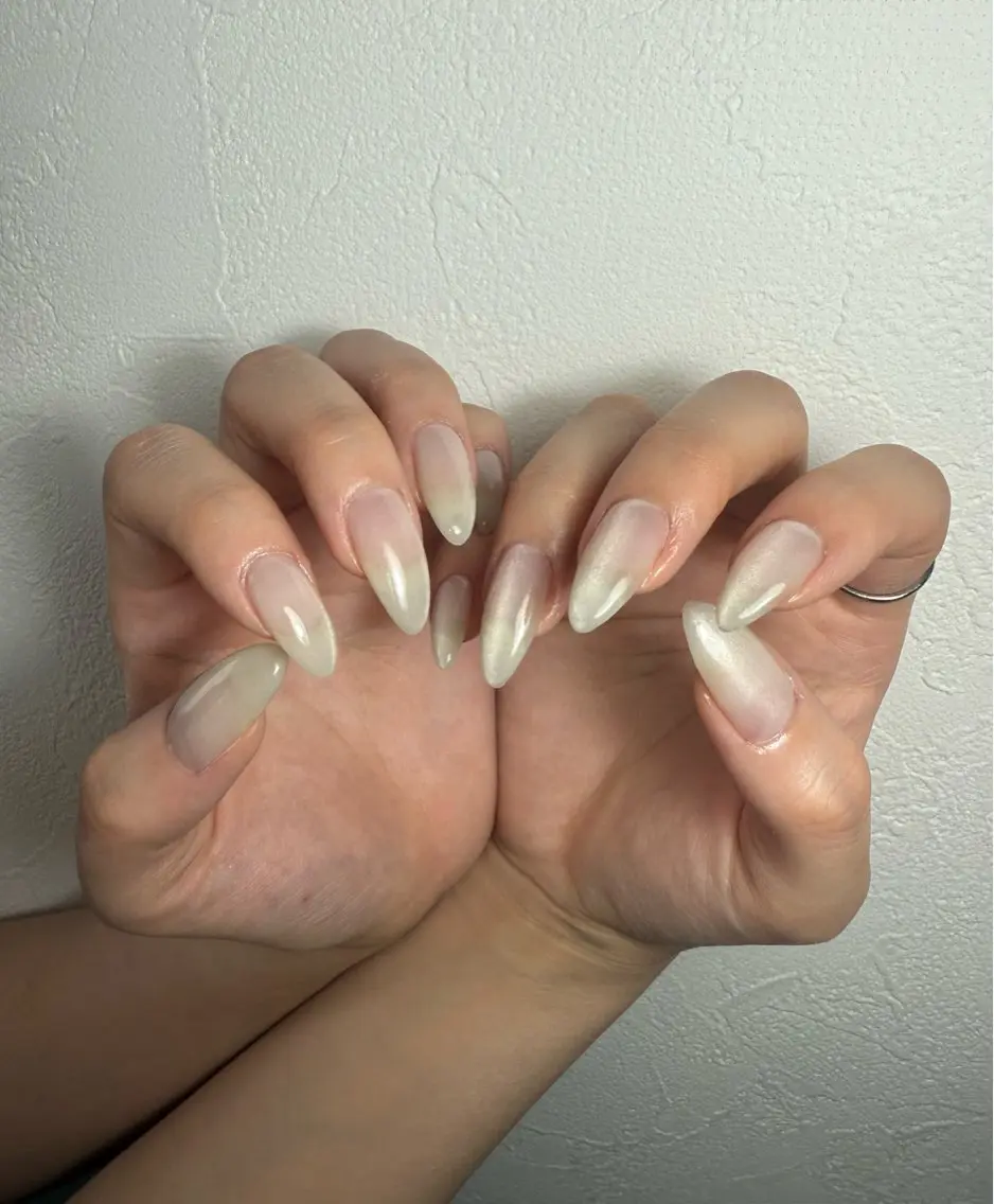 ネイル 𝒕𝒉𝒂𝒘 𝒏𝒂𝒊𝒍のネイルデザイン