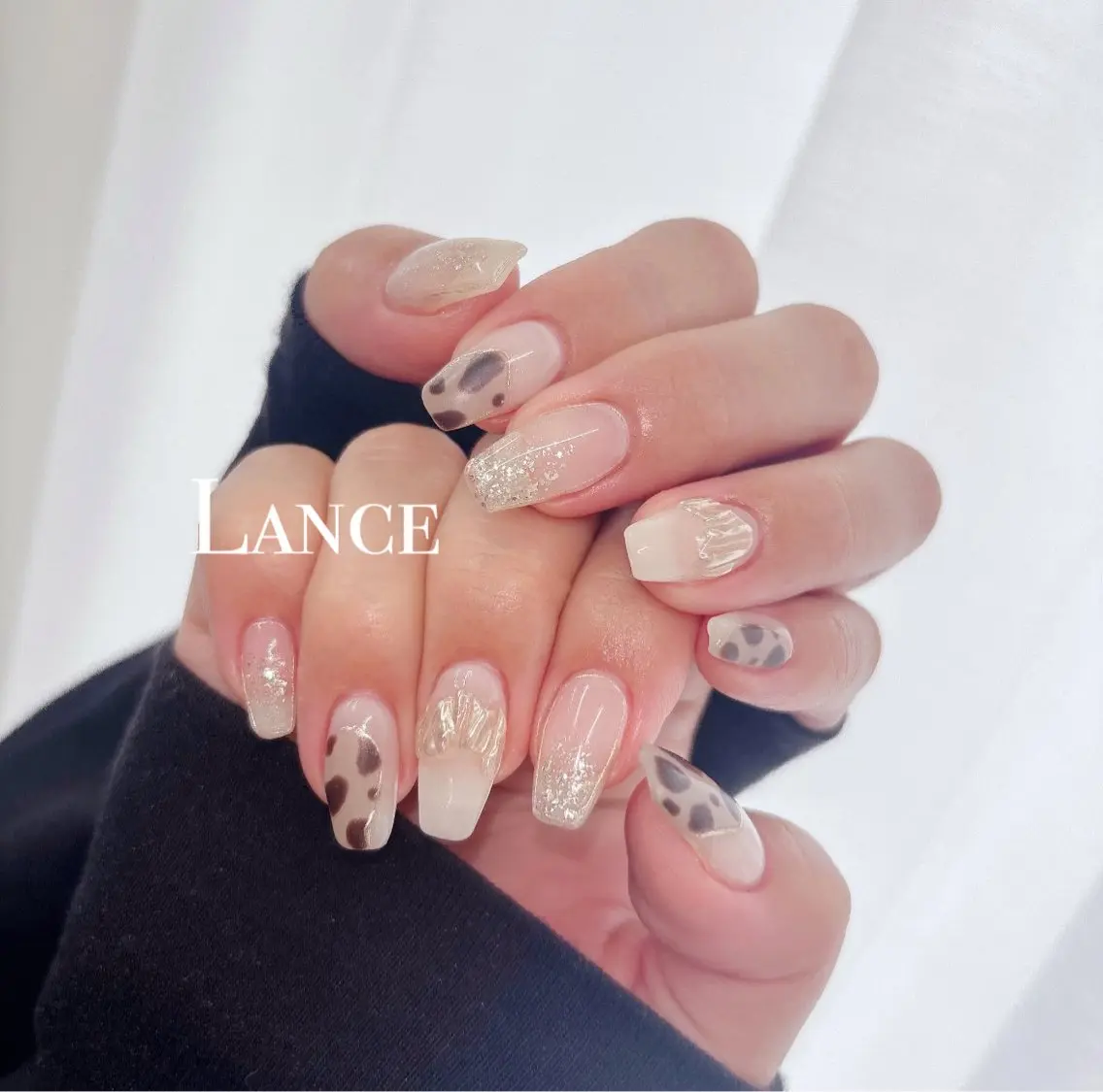 ネイル オーロラネイル フットネイル 氷ネイル・うるうるネイル キラキラネイル 韓国ネイル Lance nailのネイルデザイン