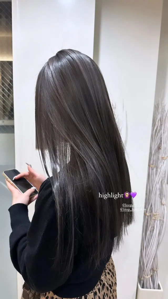 ロング カラー ブリーチ ハイライトカラー ハイライト ヘアカラー ♡韓国ヘア♡遠藤 美夢のヘアスタイル