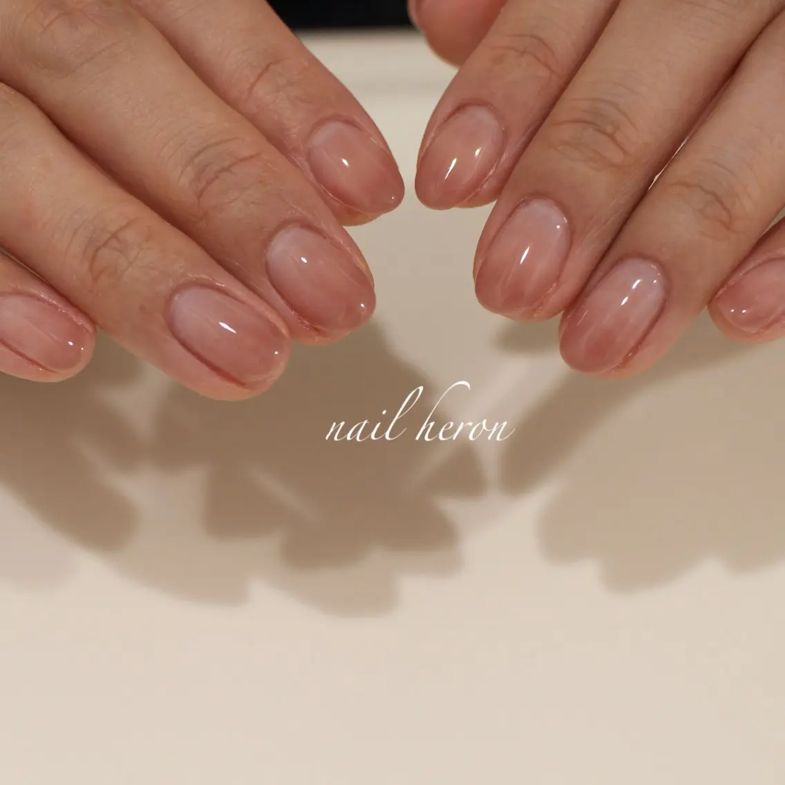 ネイル グラデーション ハンドネイル saki_ nail heronのネイルデザイン