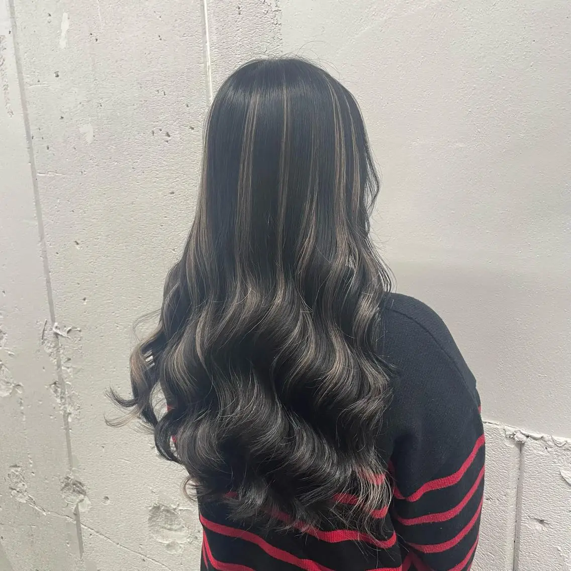 ロング カラー シールエクステ バレイヤージュ ミストバング ダブルカラー  フェイスフレーミング ヘアカラー トリートメント ヘッドスパ 🧡艶髪/エクステ 🫧🧡YUKI❄️のヘアスタイル