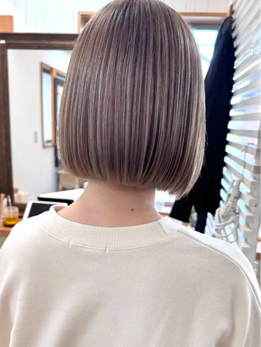 カラー ンジハ えみのヘアスタイル